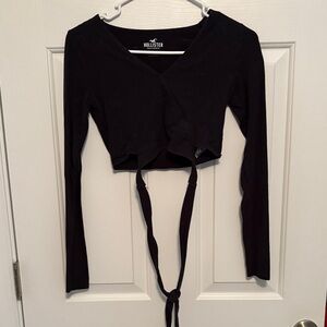 Hollister Black Cropped Wrap Top